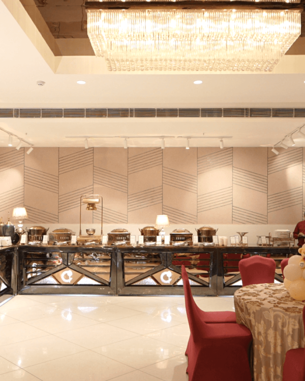 buffet area of cuisineo buffet area