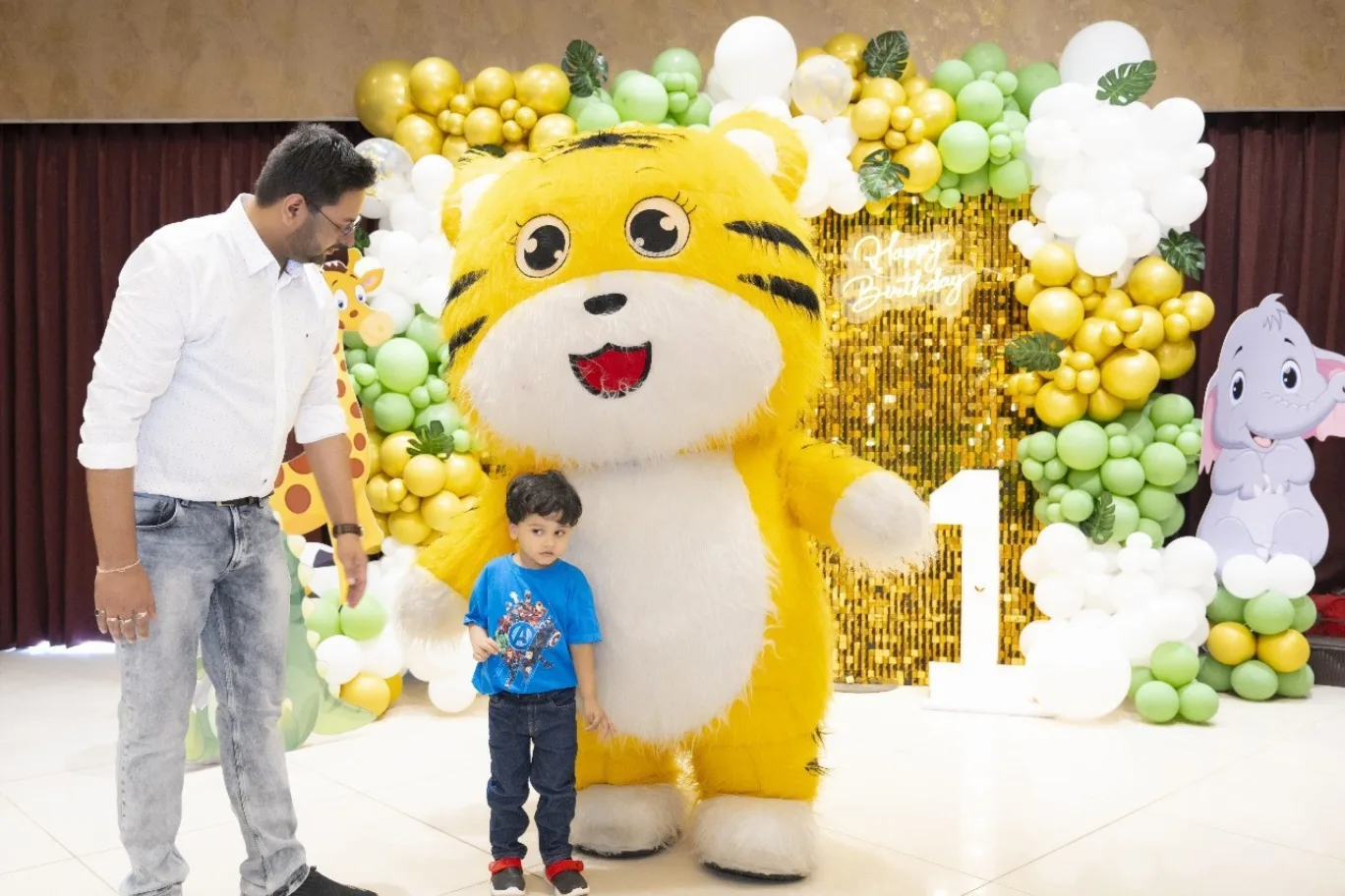 Cuisineo Banquet Hall Gurgaon Best 5 Star Rating Banquet Hall 3 Birthday Party